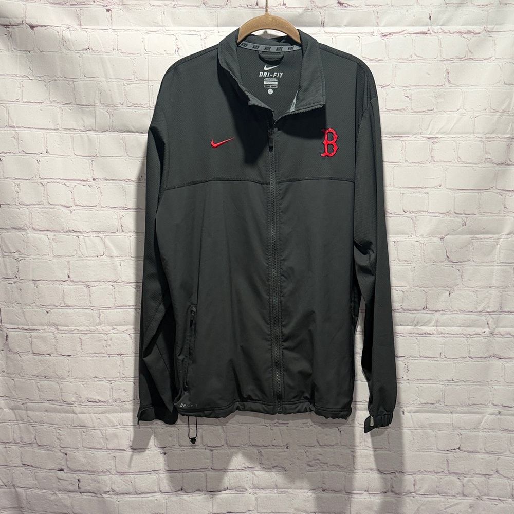 Nike Dri-FIT Men's Boston Red Sox Embroidered windbreaker jacket in Gray Size L